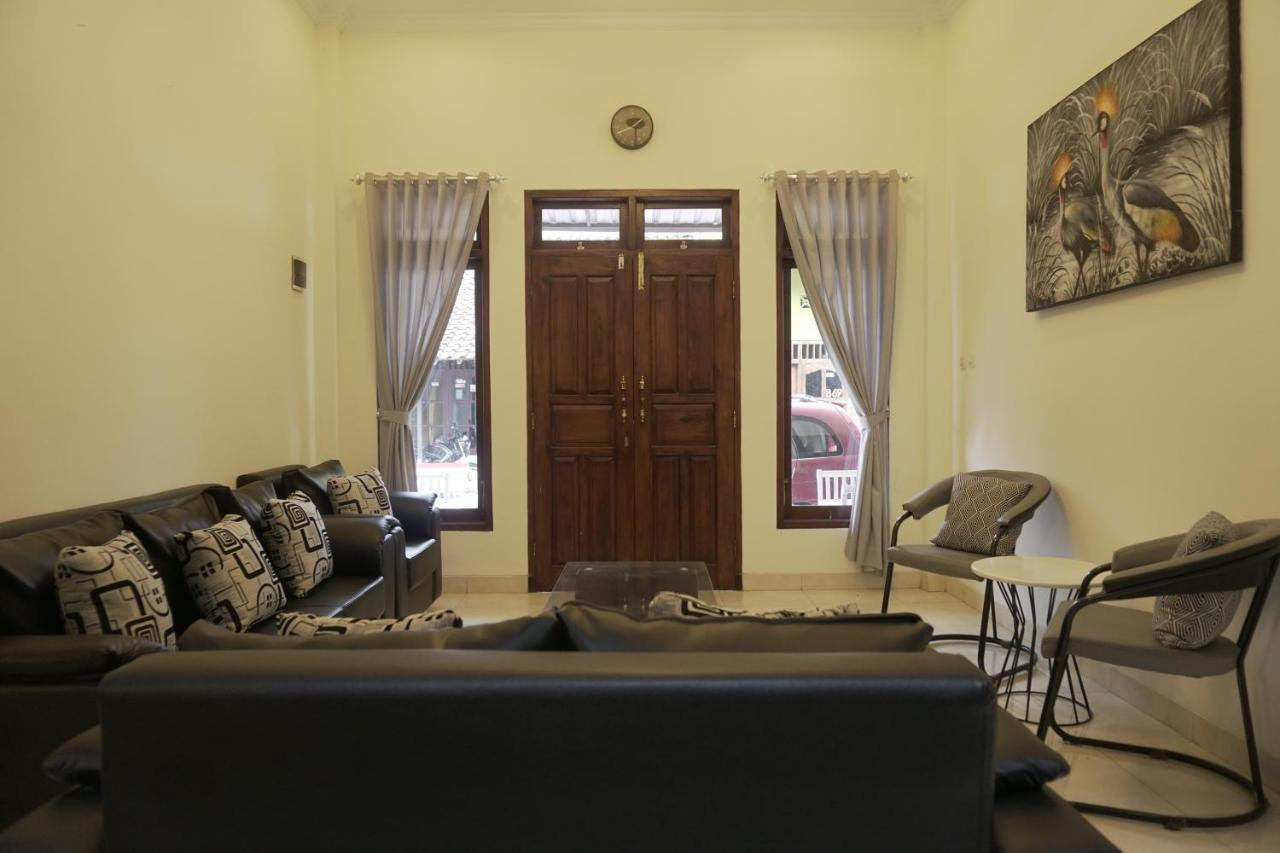 Sayana Homestay سليمان المظهر الخارجي الصورة
